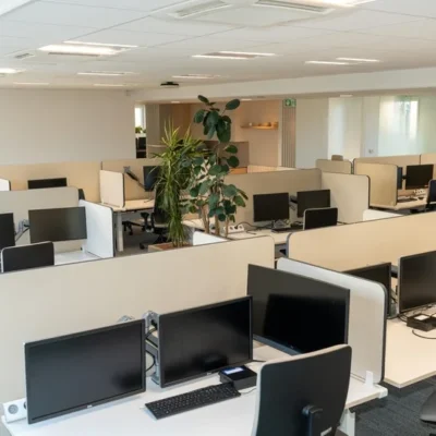 Aménagement de Bureau par KM Global Activity