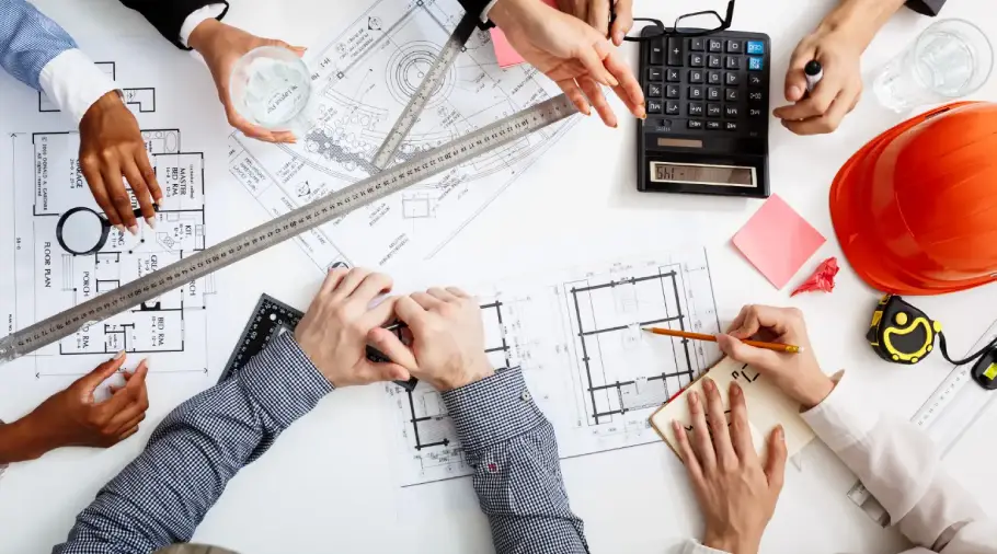 Interface entre architectes ingénieurs et ouvriers